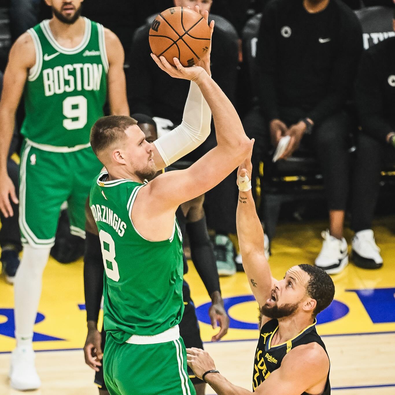 关于火箭大胜凯尔特人,成功追平西部前八的信息 关于火箭大胜凯尔特人,成功追平西部前八的信息