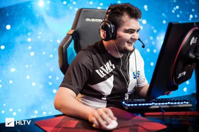 年轻战将获得首秀机会，瞄准职业生涯的简单介绍