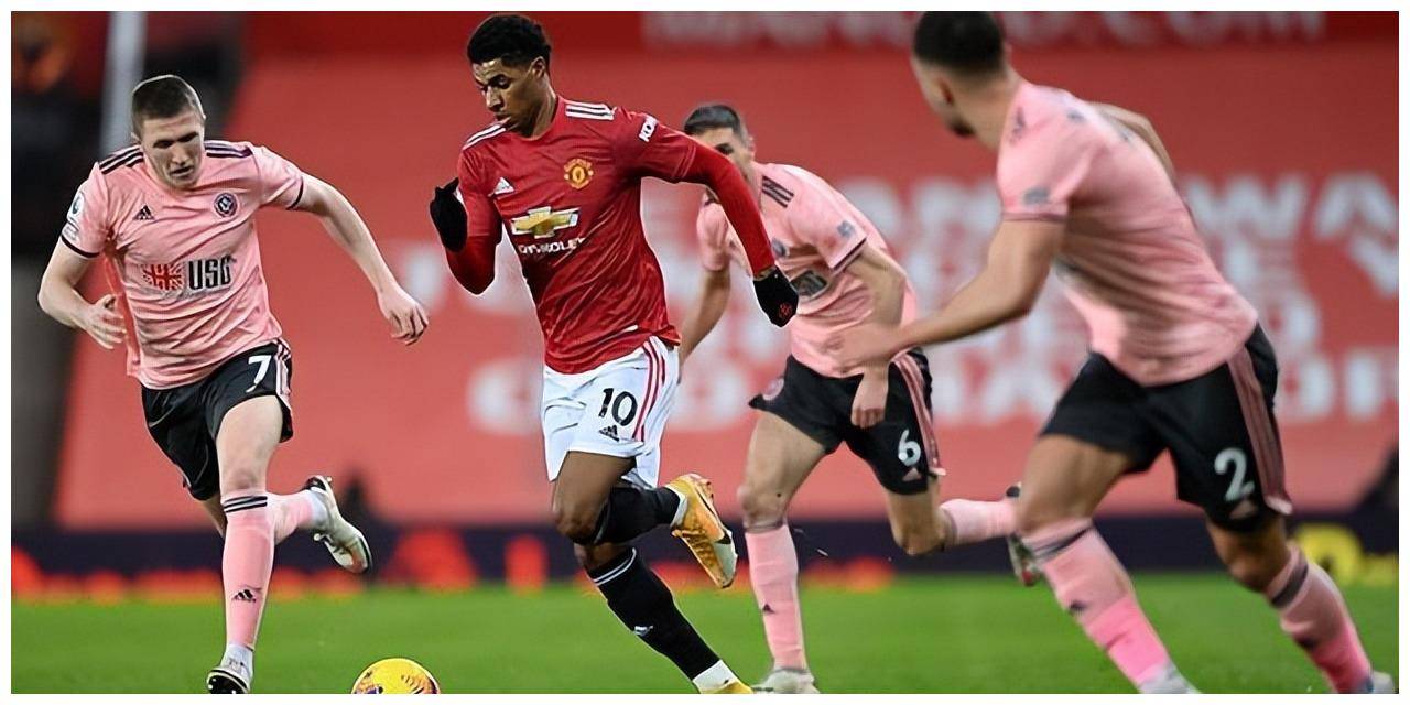 关于埃弗顿负于南安普顿，四连败局面严峻的信息