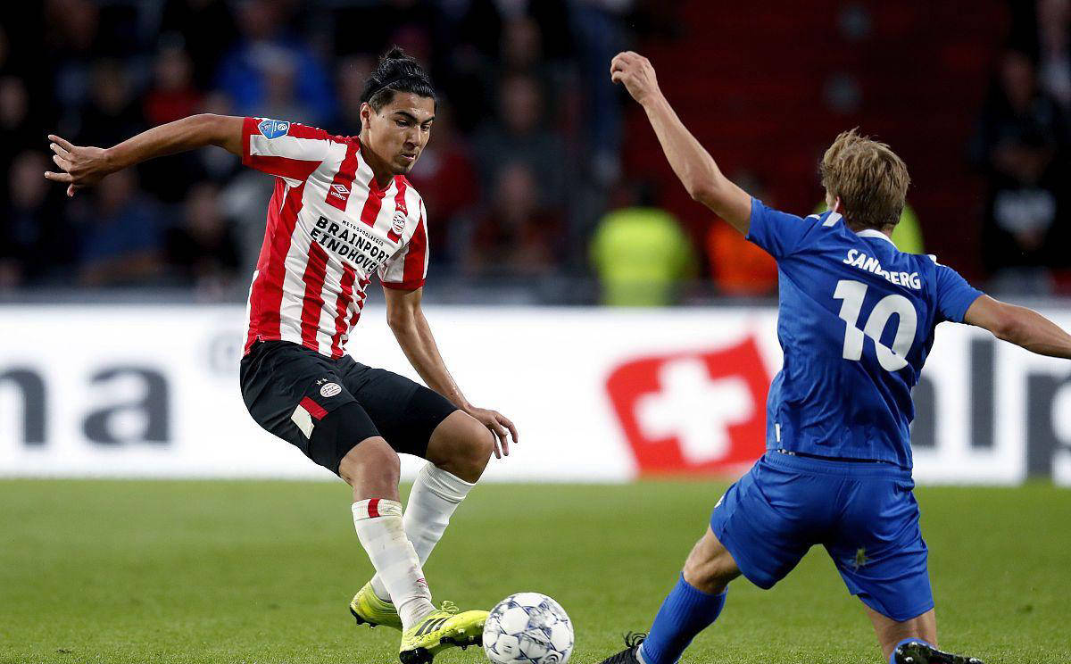 赫罗纳球员频频入球,球队成绩节节攀升 赫罗纳球员频频入球,球队成绩节节攀升