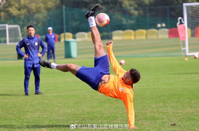 球队备战重要比赛，揭秘备战训练内容