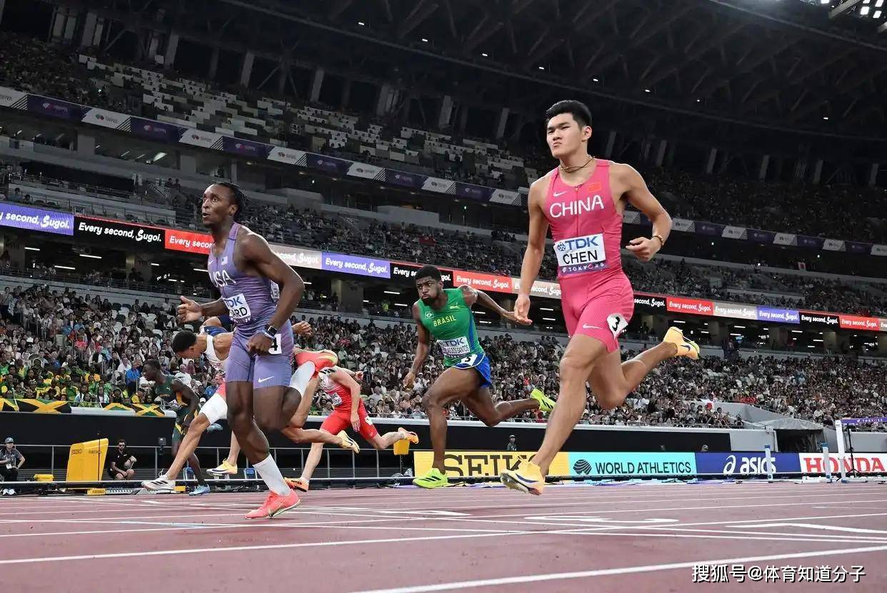 包含厄瓜多尔运动员刷新田径比赛记录的词条