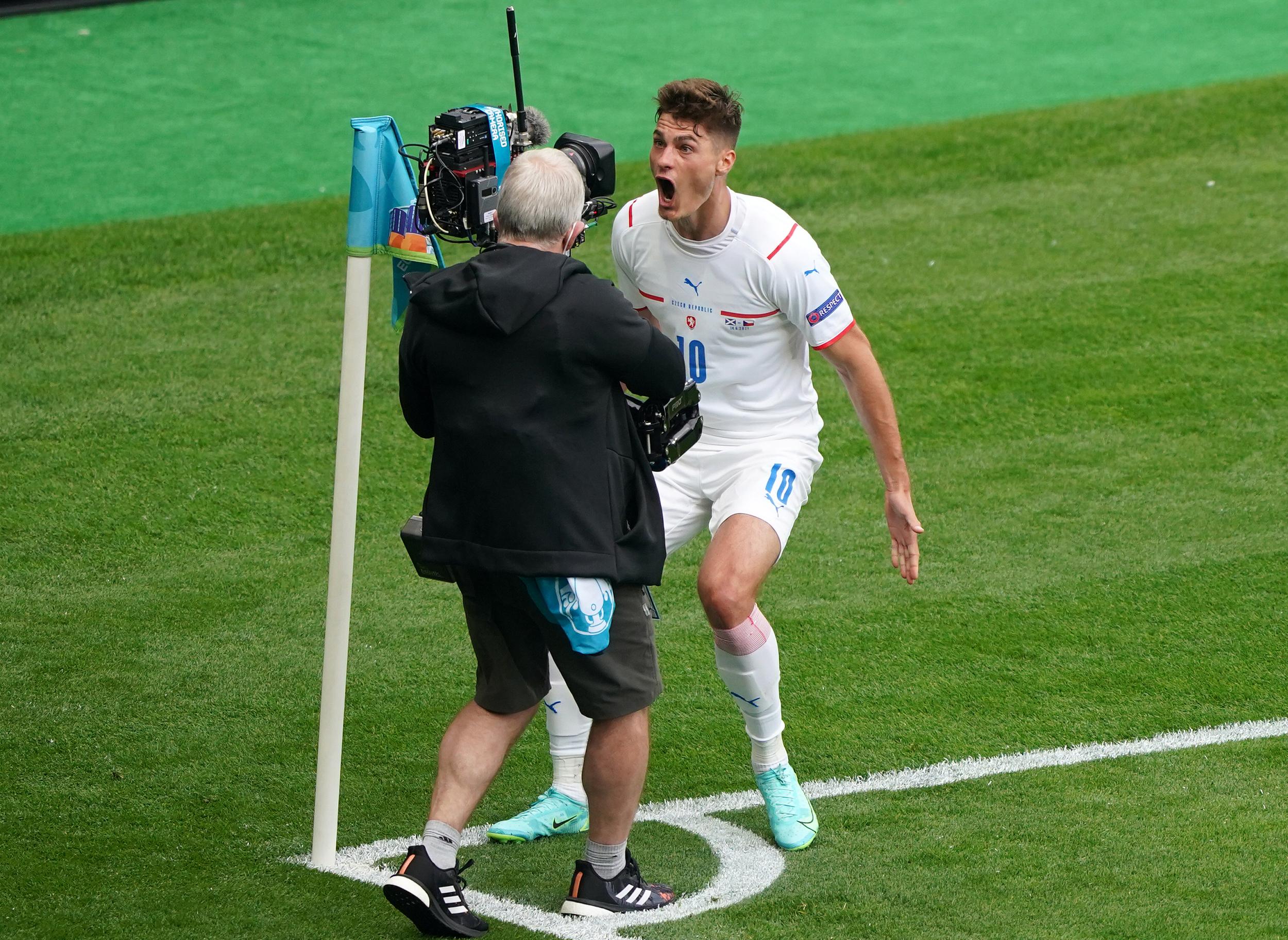 捷克国家队备战欧洲杯预选赛，中场实力不可小觑的简单介绍