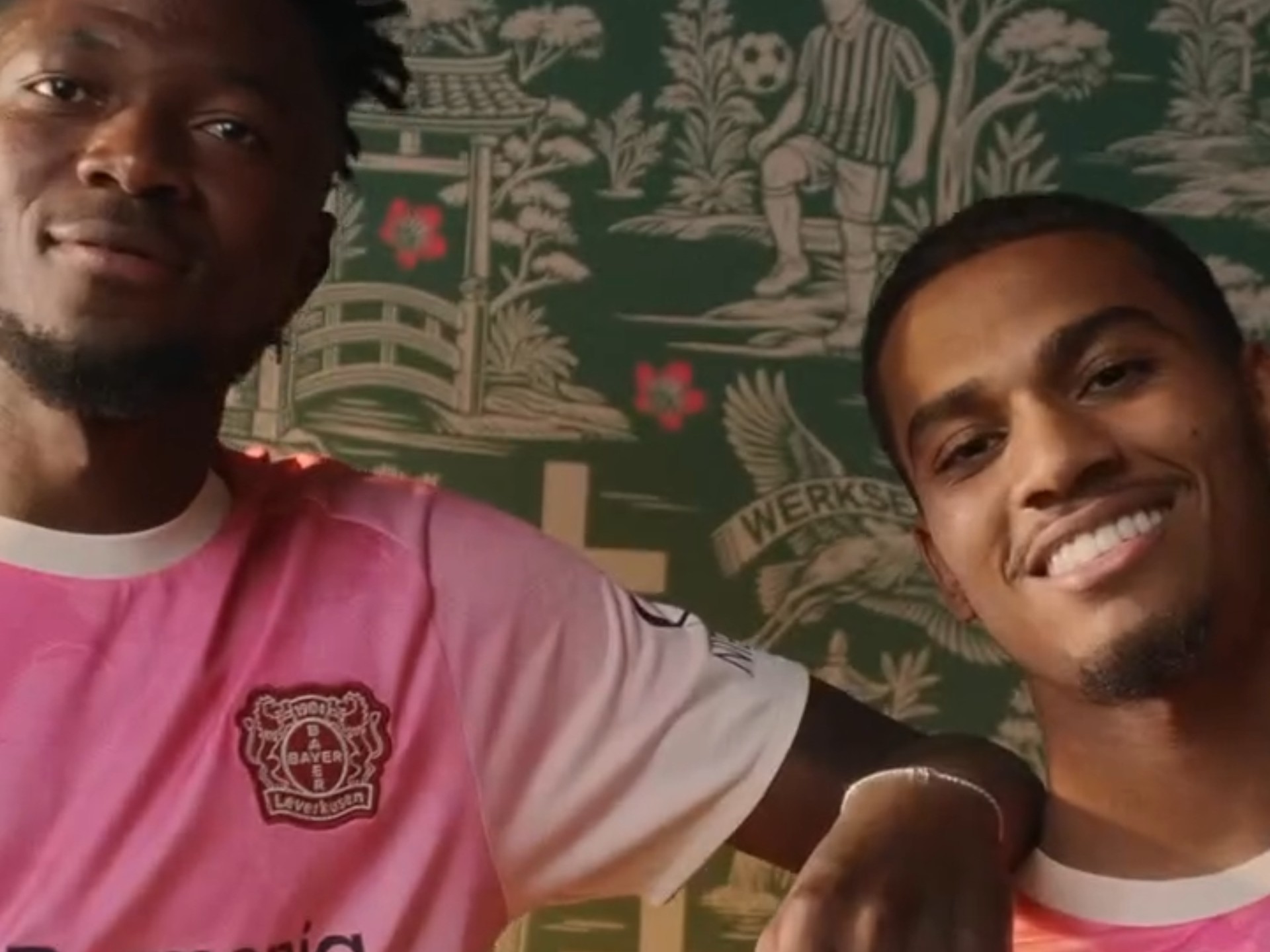 关于勒沃库森客场逼平RB莱比锡，表现稳定受瞩目的信息