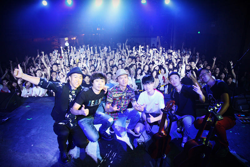 天津告捷，全队合作令人惊叹的简单介绍