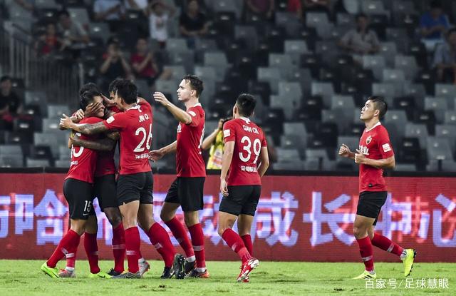 天津泰达主场逼平深圳佳兆业，保级希望保持