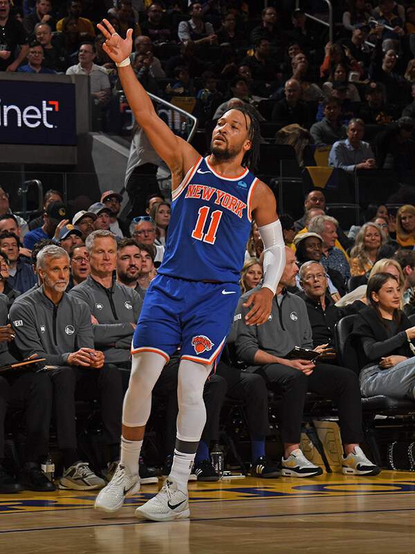 人击败尼克斯，豪取七连胜